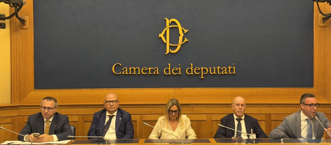 Caro carburanti, AN.BTI – Confcommercio: «Un altro passo concreto a sostegno delle imprese. Ora il principio sia definitivo: stesso settore, stessi diritti»