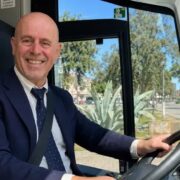 Quanto guadagna un autista di bus turistico? “Ma i ragazzi non vogliono più fare questo mestiere”